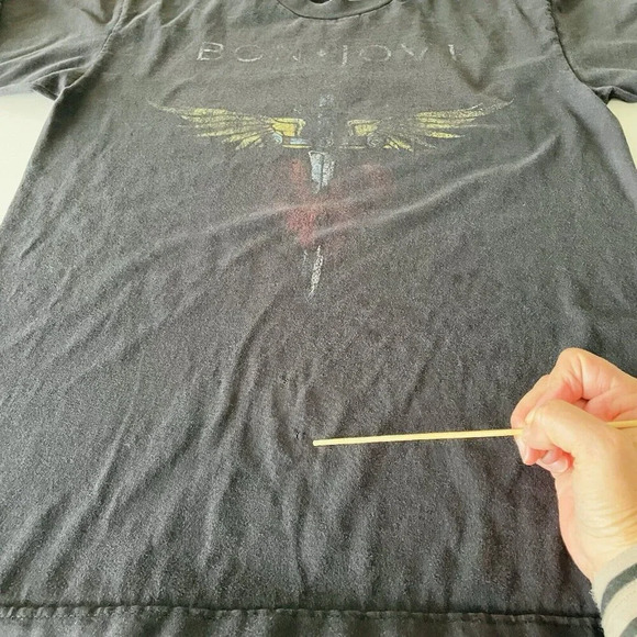 Bon Jovi You Give Love A Bad Name Heart & Dagger Logo Graphic T Shirt Vintage - Picture 6 of 7